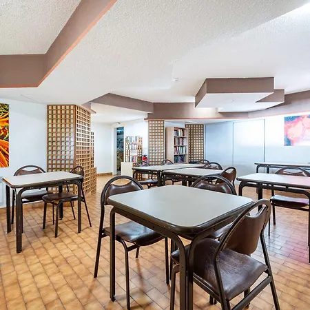 아파트 6 Personnes Avec Wi-fi, Vue A - Fr-1-827-84 *